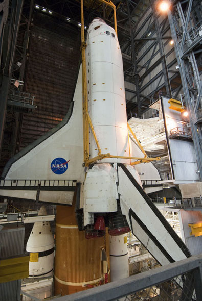 Space shuttle Endeavour's final path to the pad