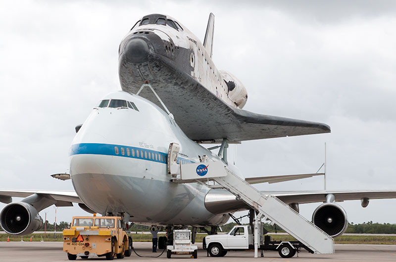 Space shuttle Discovery mated to jumbo jet for ride to Smithsonian