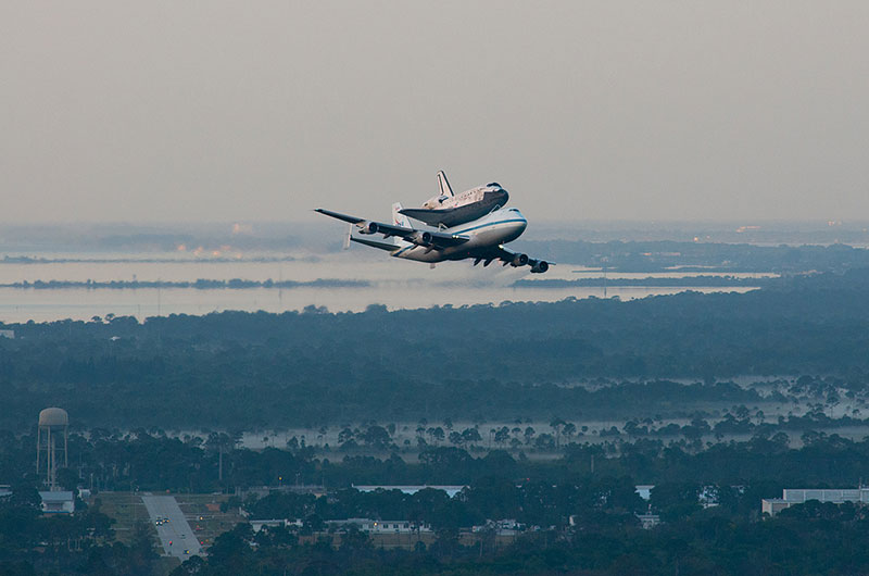 Space shuttle Discovery lands in Washington for Smithsonian display