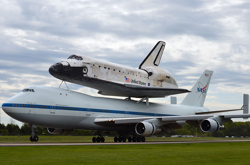 Space shuttle Discovery lands in Washington for Smithsonian display