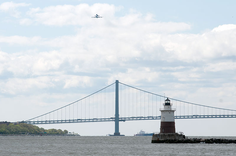 Space shuttle Enterprise lands in New York for museum display