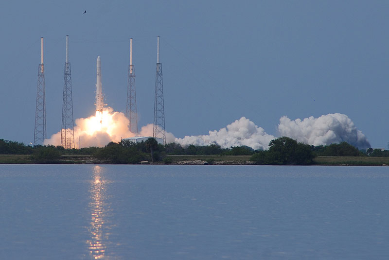 Inaugural SpaceX Falcon 9 soars into orbit