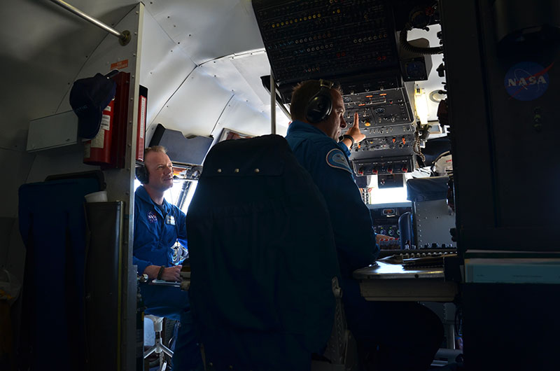 In-flight exclusive: Astronaut soars with Seattle's space shuttle trainer