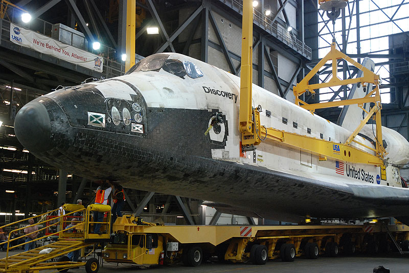 Shuttle Discovery mated with its final boosters and tank