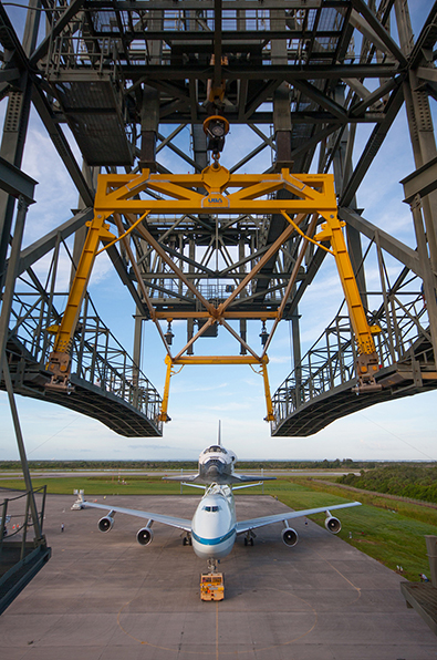 Space shuttle Endeavour set for final ferry flight to Calif., if weather allows