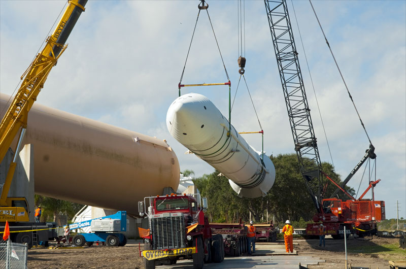 NASA's Fla. visitor center clearing way for Atlantis arrival