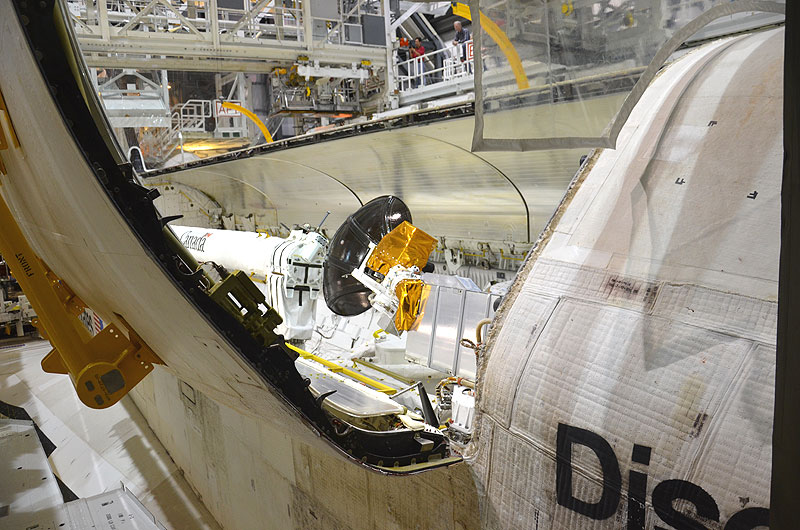 NASA shuts doors, pulls plug on shuttle Discovery